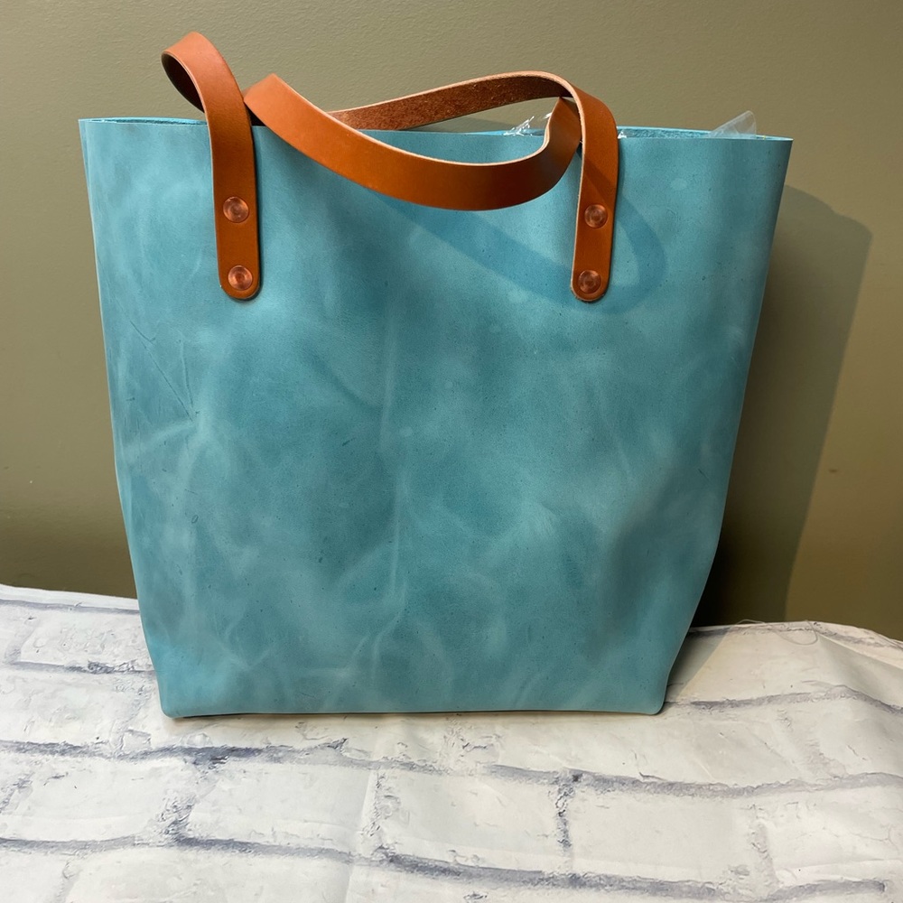 Kmm & co Aegean tote new